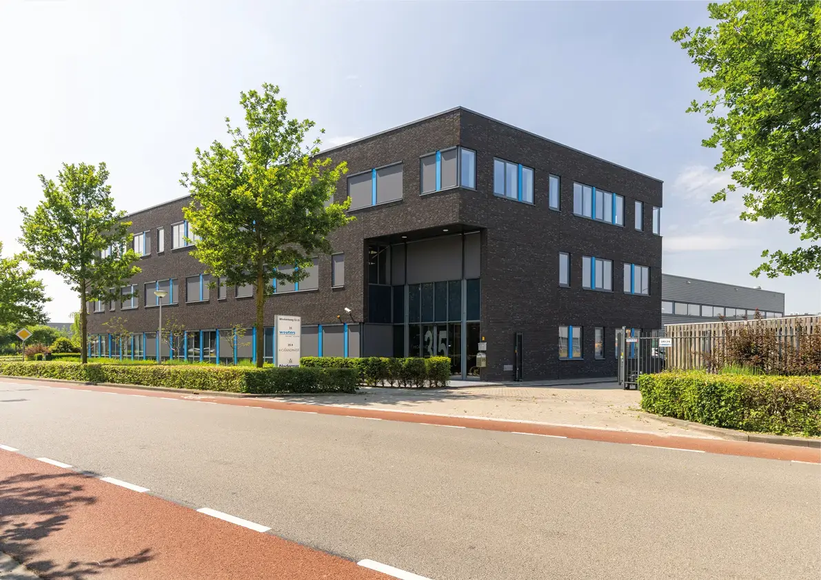 Kantoorinrichting HQ Holland Water Amersfoort